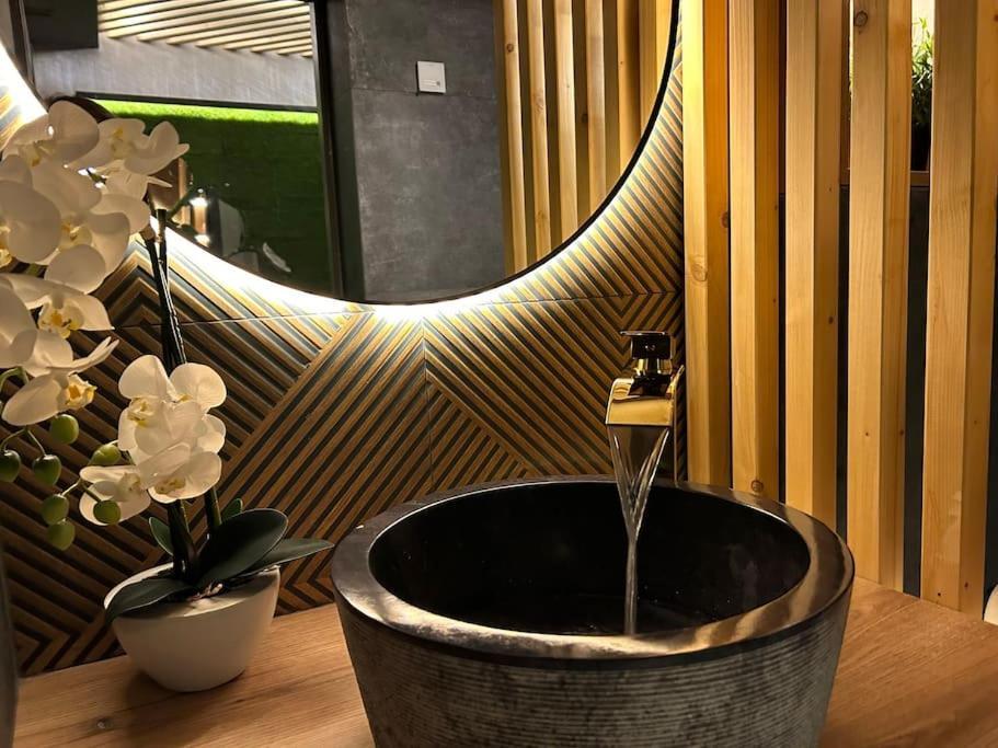 Leo &private Spa Apartmán Bratislava